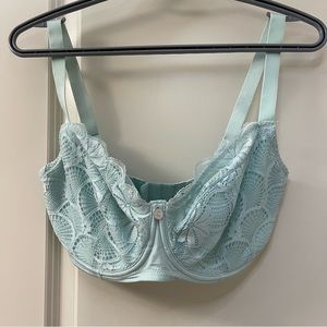 CHANGE light blue bra